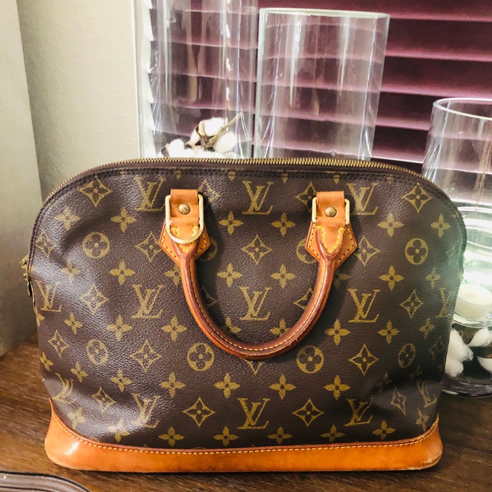Authentic Louis Vuitton Alma